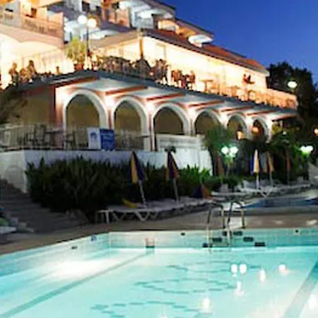 Captains Resort